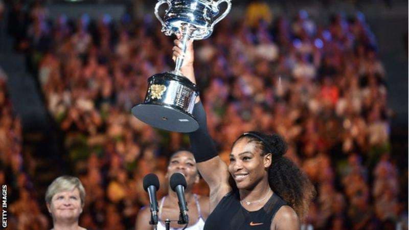 Serena Williams po i kthehet tenisit