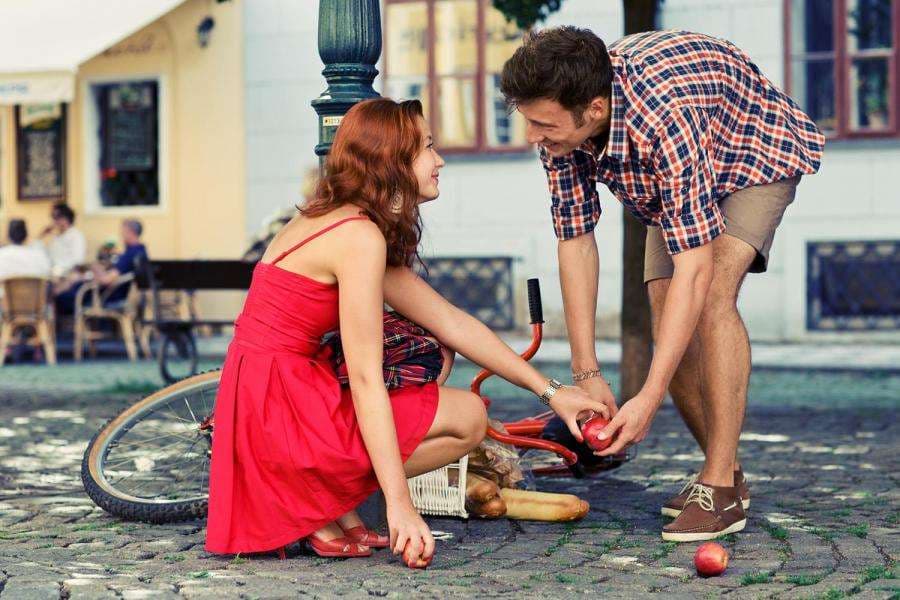 A ekziston vërtet dashuria me shikim të parë?