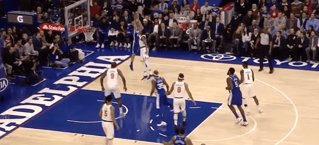 Philadelphia mund Knicks (VIDEO)