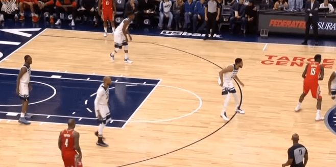 Houston tregon dhëmbët ndaj Timberwolves (VIDEO)
