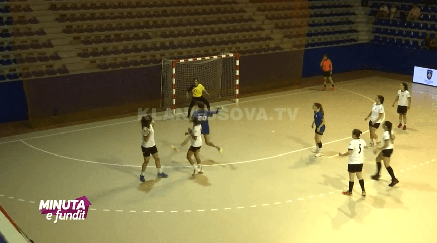 Si do të kalojë takimi mes femrave U20 të Kosovës dhe Serbisë në hendboll? (VIDEO)