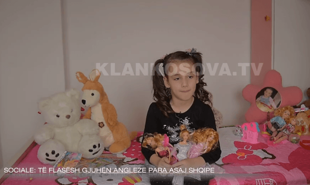 Të flasësh gjuhën angleze para asaj shqipe (VIDEO)