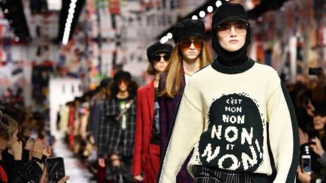 Dior sjell frymën feministe në sfilatën e fundit