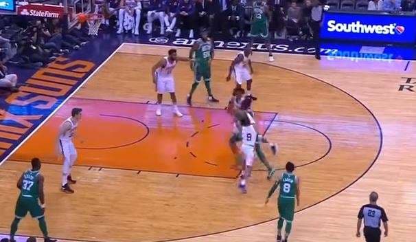 Celtics fitojnë në Phoenix (VIDEO)
