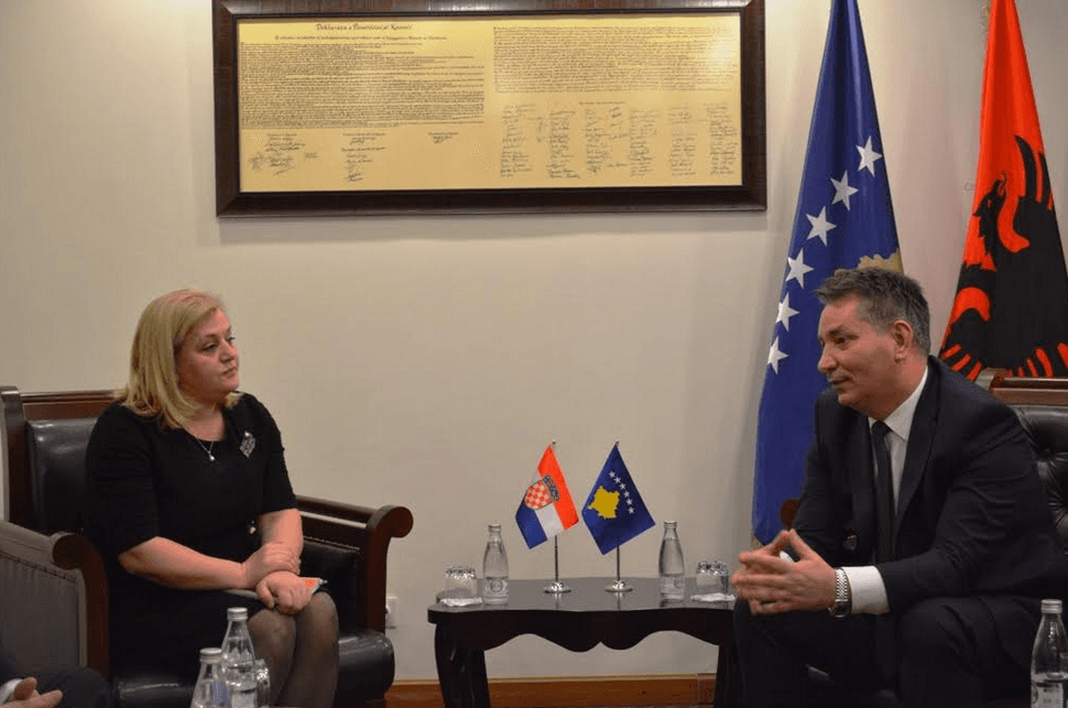Kosova dhe Kroacia diskutojnë për bashkëpunim
