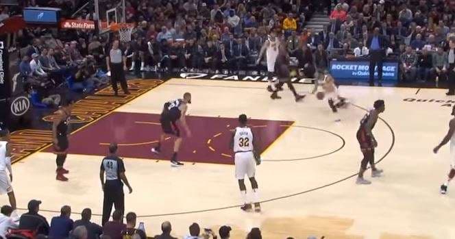 Cavs tregon autoritet ndaj Raptors (VIDEO)