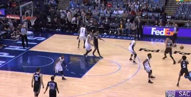 Kings fitojnë minimalisht si mysafirë të Grizzlies (VIDEO)