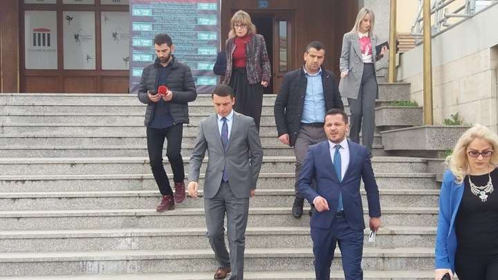 Gashi premton zgjidhje për Teatrin Kombëtar (FOTO)
