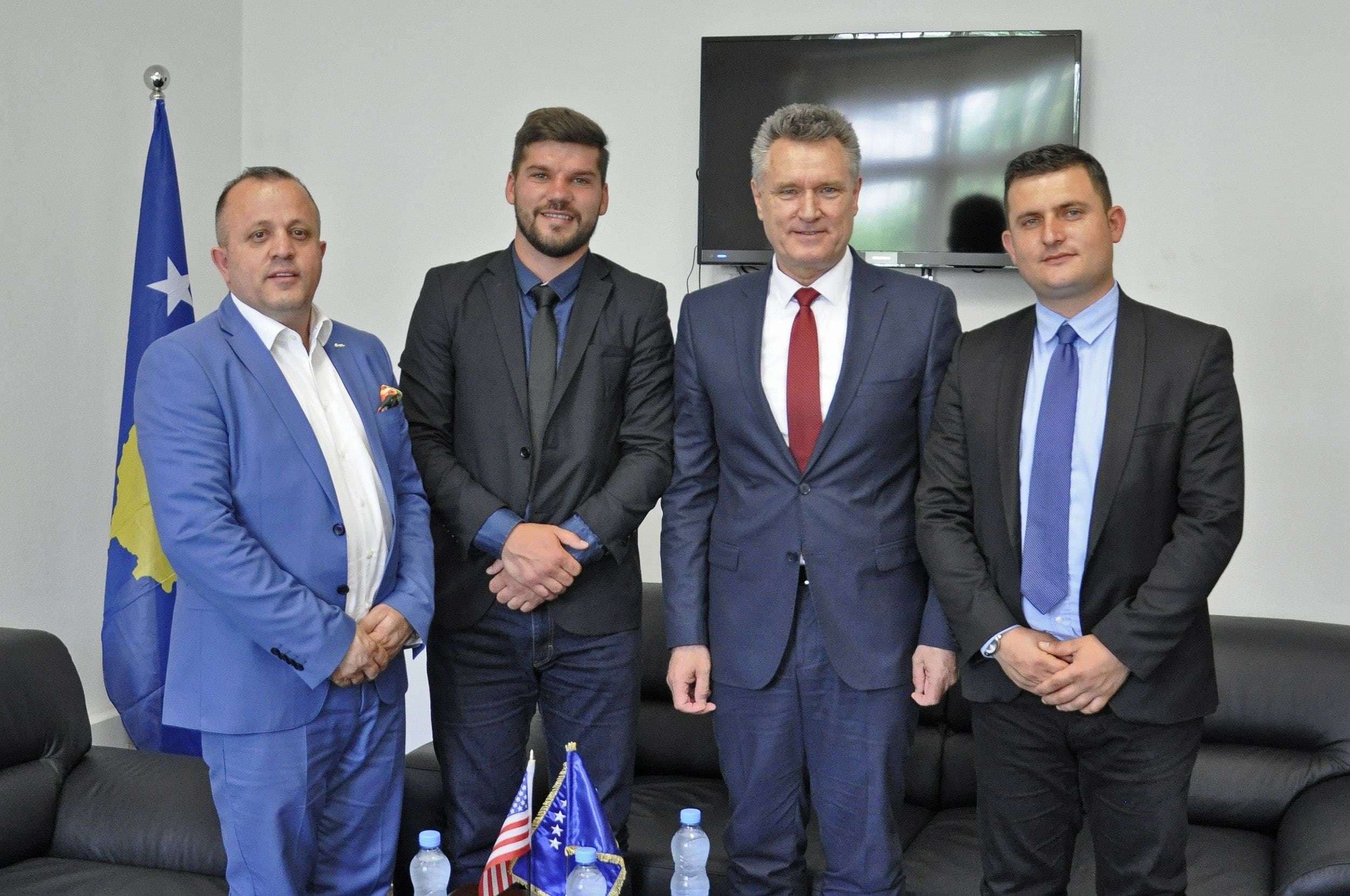 Hoti takohet me përfaqësues të kulturës nga Komuna e Bujanocit