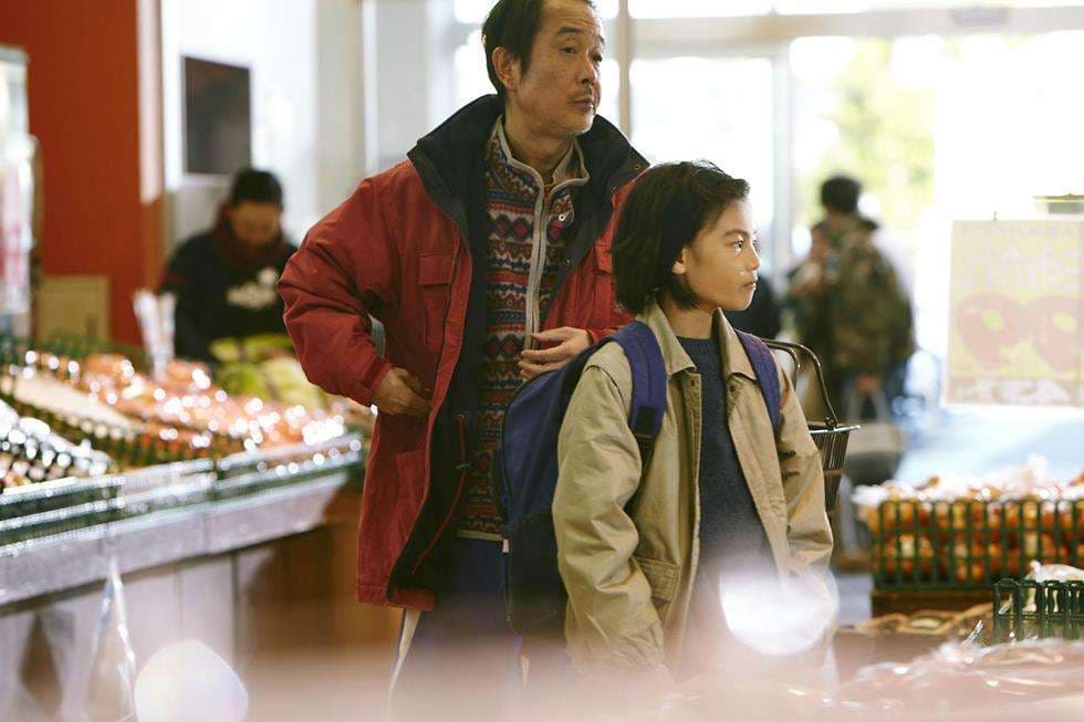 Filmi i Hirokazu Kore-eda fiton Palmën e Artë në Kanë (VIDEO)