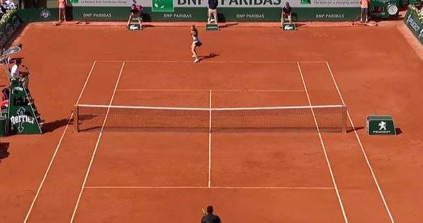 Serena fiton në rundin e parë të French Open