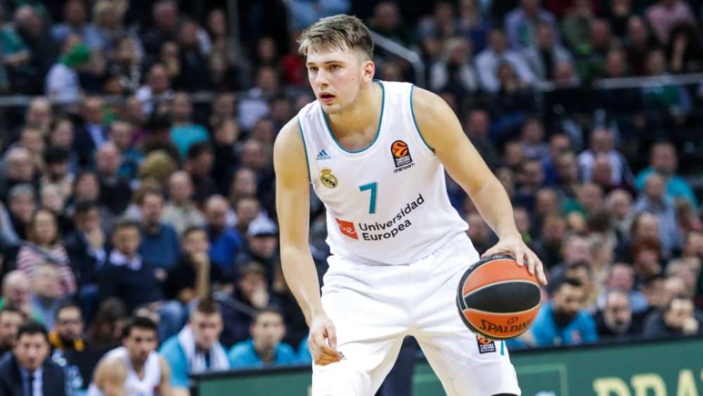 Real Madrid – Fenerbahçe në finale të Final Four (VIDEO)