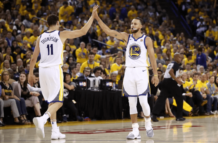 Warriors mposhtin Rockets me 41 pikë epërsi, shënojnë rekord me 16 fitore radhazi