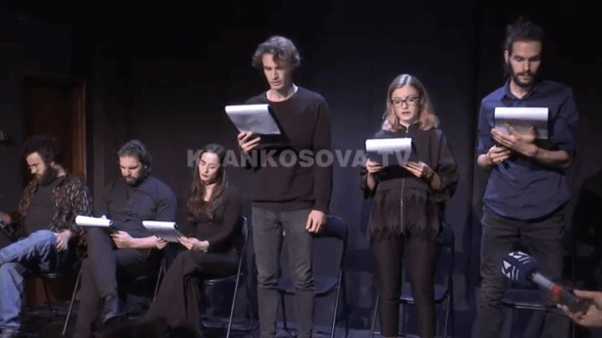 Shfaqet në Prishtinë radio drama më e përcjellur në Britani, "Në fushën e Kosovës"(VIDEO)