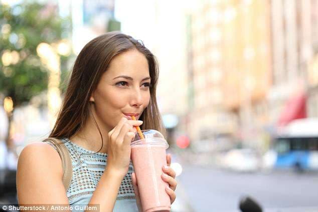 Dieta strikte nga supa dhe 'milkshakes', përmbysin diabetin