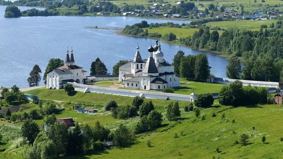 Rusia jep toka falas, për rusë e të huaj
