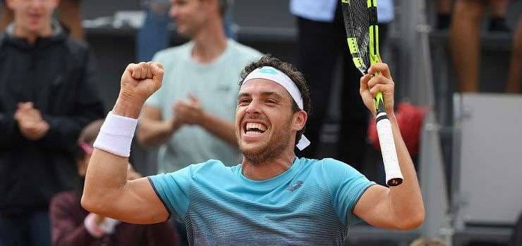 Cechinato eliminon Djokovic nga Roland Garros (VIDEO)