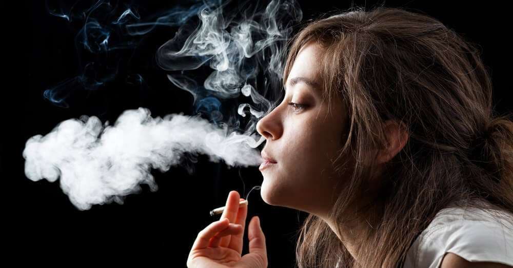 Dëmi i tymosjes së cigares pas buke