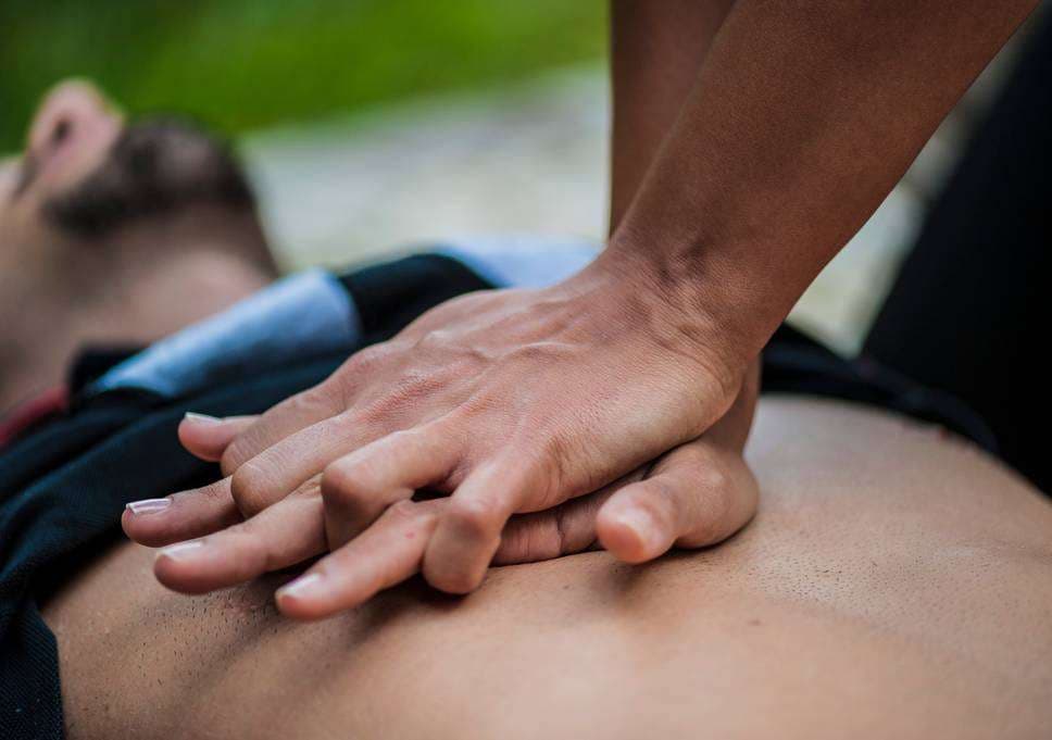 Performimi i CPR-së me këngën e Makarenës shpëton jetë