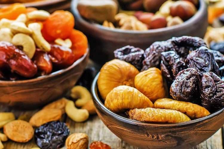 A janë frutat e thata të shëndetshme aq sa frutat e freskëta?