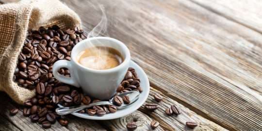 Katër filxhanë kafe në ditë mbrojnë zemrën tuaj