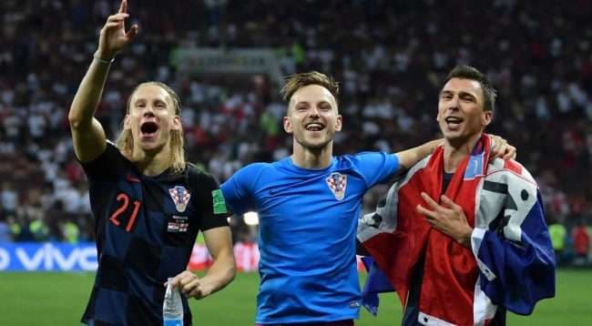 Ivan Rakitiq pensionohet nga futbolli