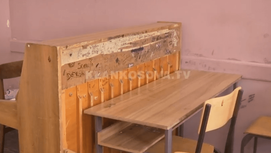 Prizren, dëmtohet shkolla e muzikës (VIDEO)