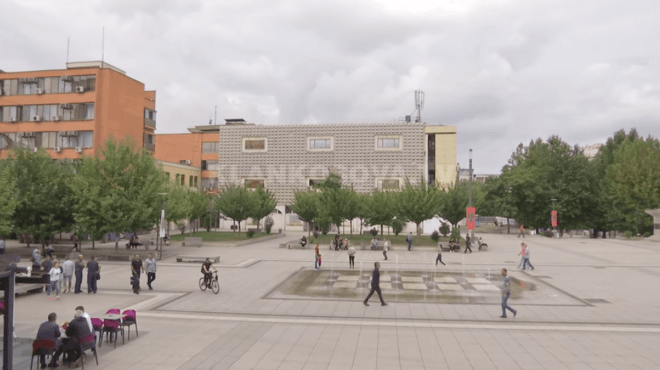 Salla Koncertale në parcelën ku ndodhet Administrata Tatimore (VIDEO)