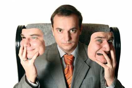 Nëntë mënyra për të zbuluar nëse dikush po ju gënjen