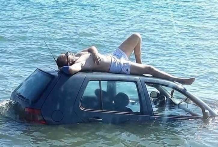 Njerëzit që janë të çmendur dhe qesharakë (FOTO)