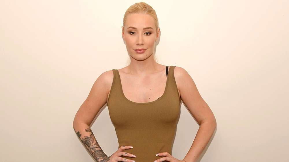 Iggy Azaela viziton vendlindjen e saj (FOTO)