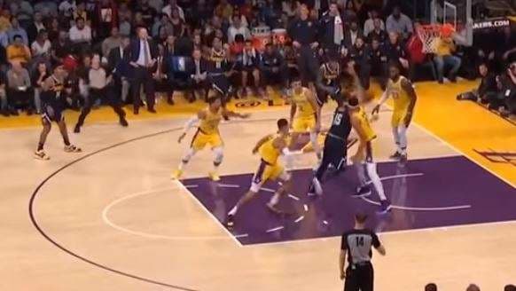 Lakers ua shkaktojnë humbjen e parë Nuggets (VIDEO)
