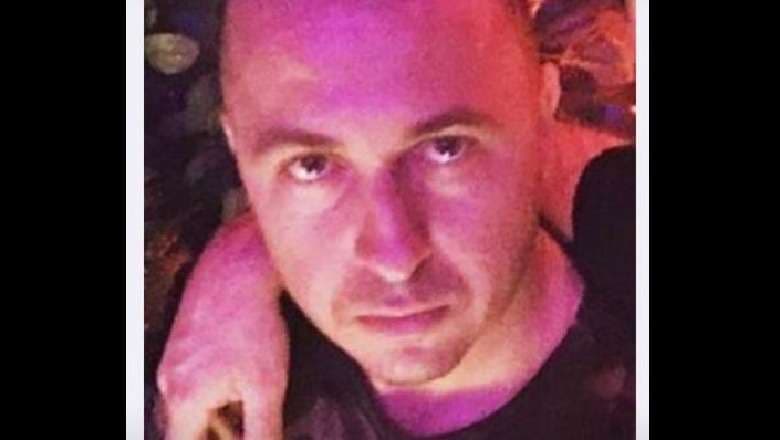 Policia rrethon shtëpinë e Ervis Martinajt (VIDEO)