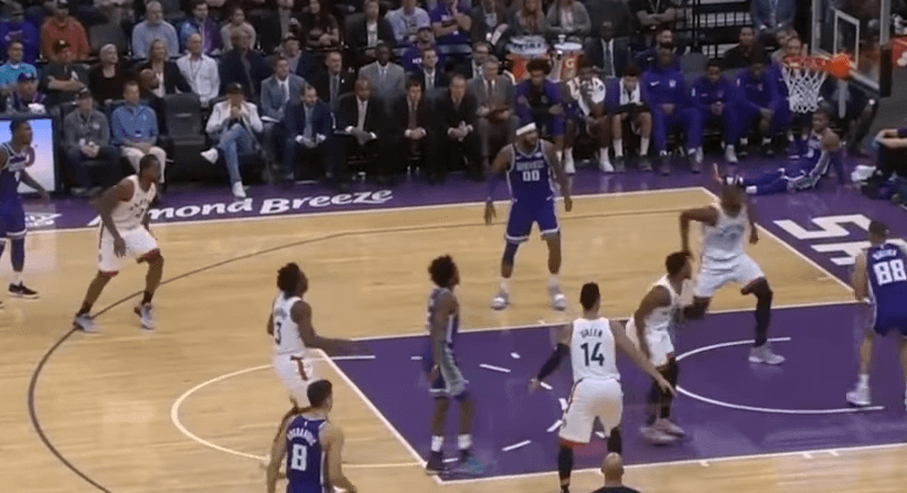 Raptors fitojnë në transfertë (VIDEO)