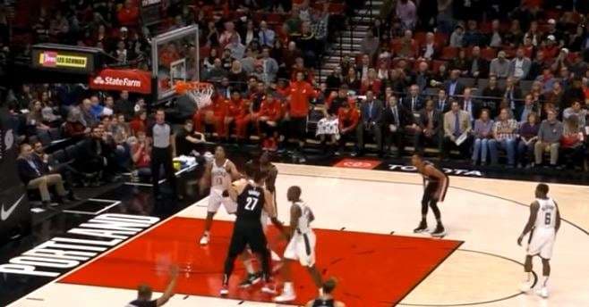 McCollum, natë të hatashme ndaj Bucks (VIDEO)