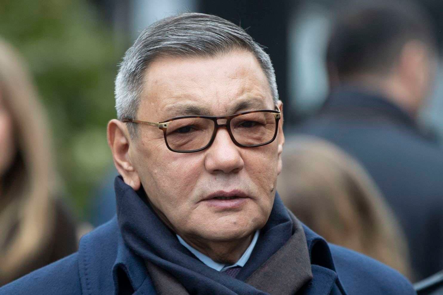 Pavarësisht kritikave nga IOC, Rakhimov bëhet president i federatës së boksit amator