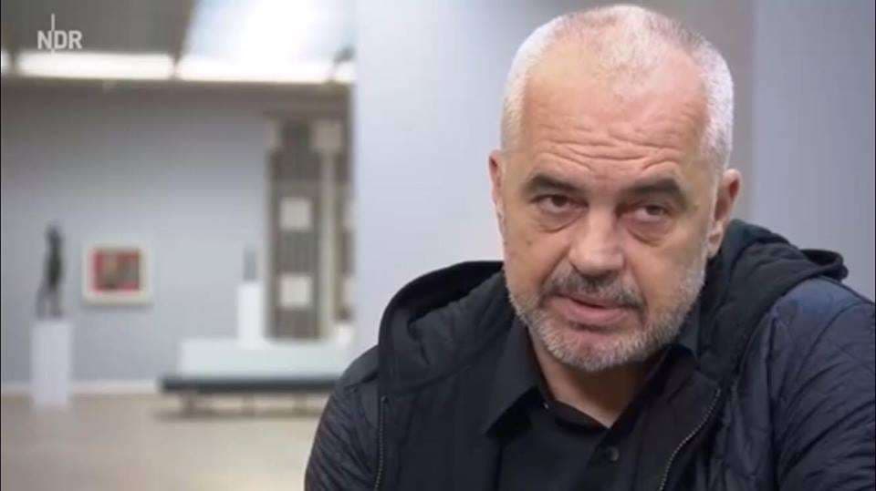 Rama në Gjermani: Ekspozita e Kryeministrit Artist (VIDEO)