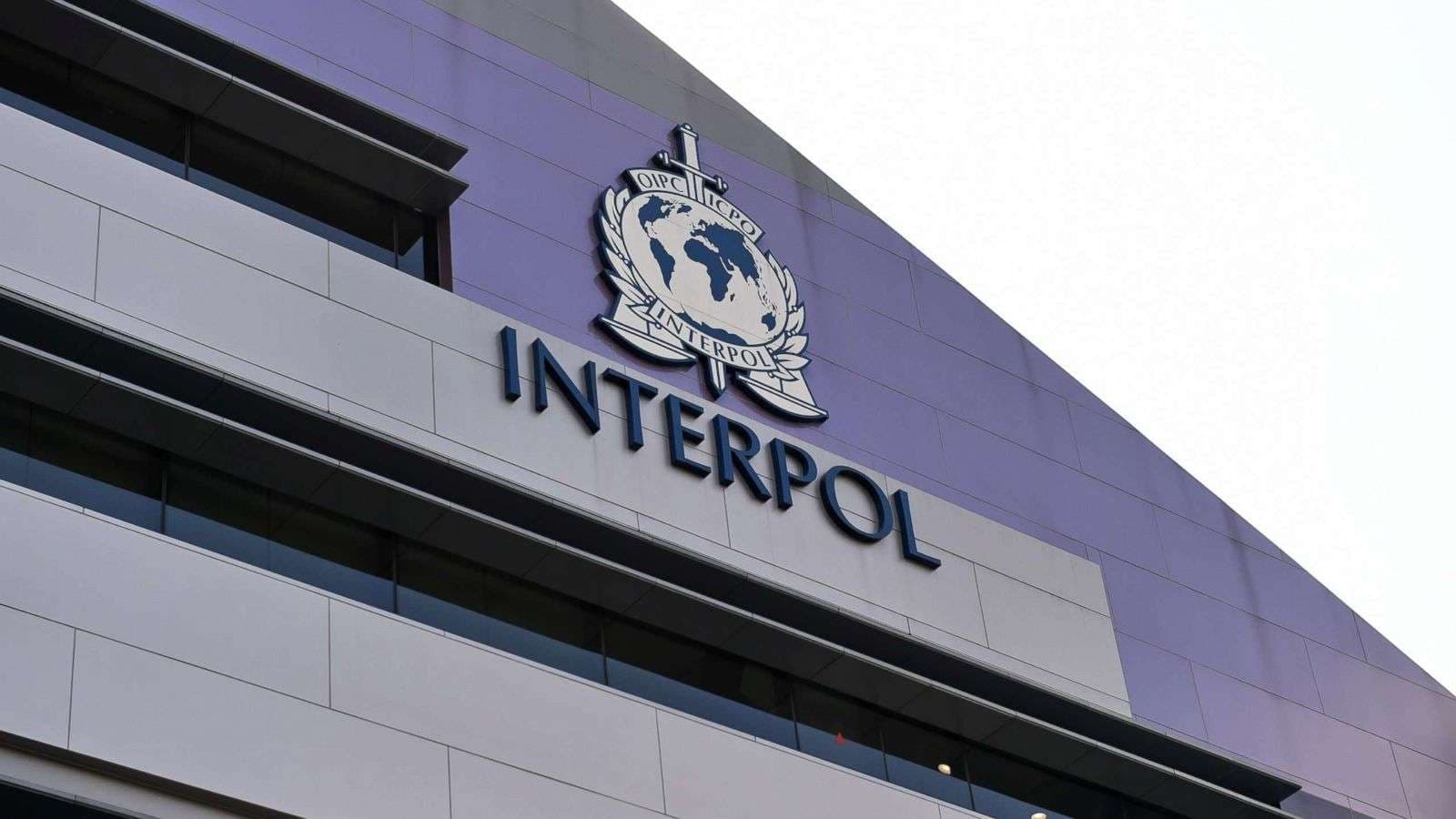 "The Wanted", tre shqiptarë të kërkuar për ngjarje të rënda kriminale u arrestuan në Dubai
