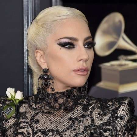 Lady Gaga flet për problemet e shëndetit mendor