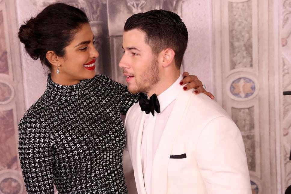Priyanka Chopra dhe Nick Jonas më të lumtur se kurrë