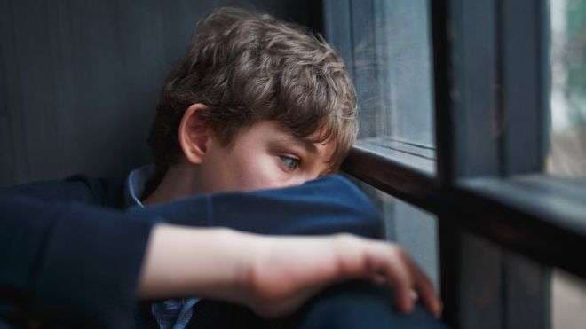 Viktimat adoleshentë më të prirur për dëmtimin e vetes