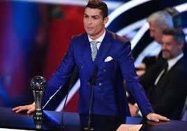 Cristiano Ronaldo nxjerrë në shitje vilën luksoze në Manchester United