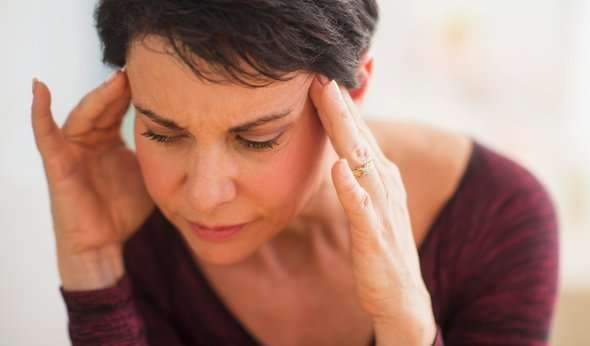 Alzheimeri, sëmundja e harresës dhe simptomat e saj