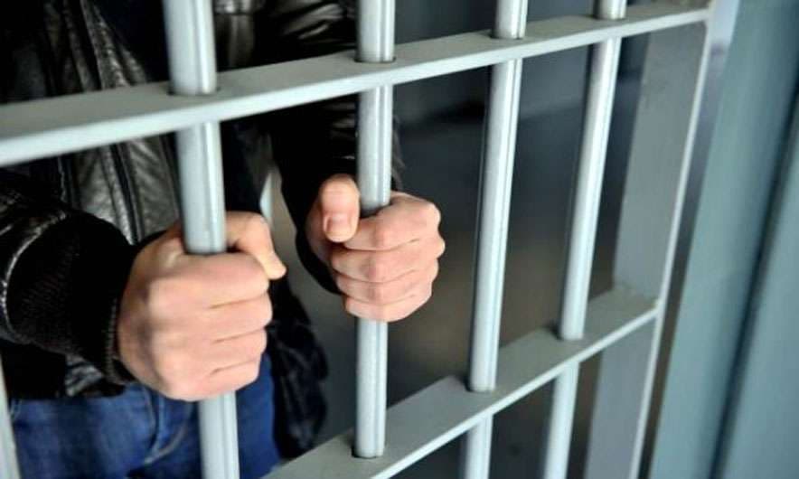 Koronavirusi, në Shqipëri lirohen përkohësisht 600 të burgosur