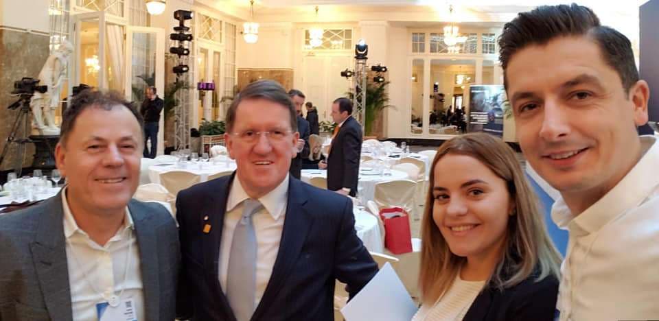 Federata e Autosportit të Kosovës, takon Lordin George Robertson