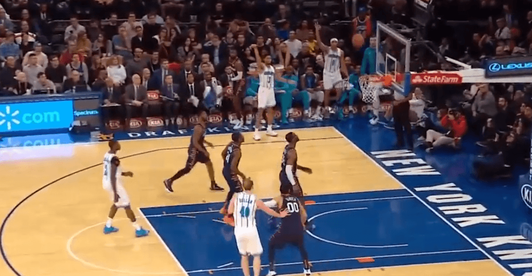 Hornets fitojnë ndaj Knicks (VIDEO)