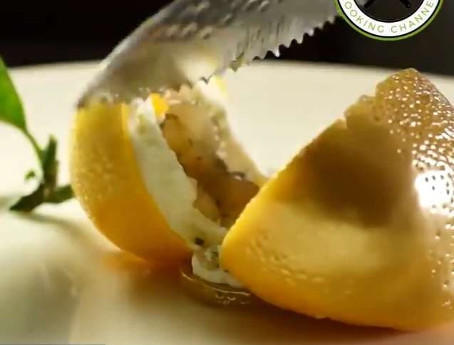 Aftësi e mahnitshme e shndërrimit të frutave në fruta (Video)