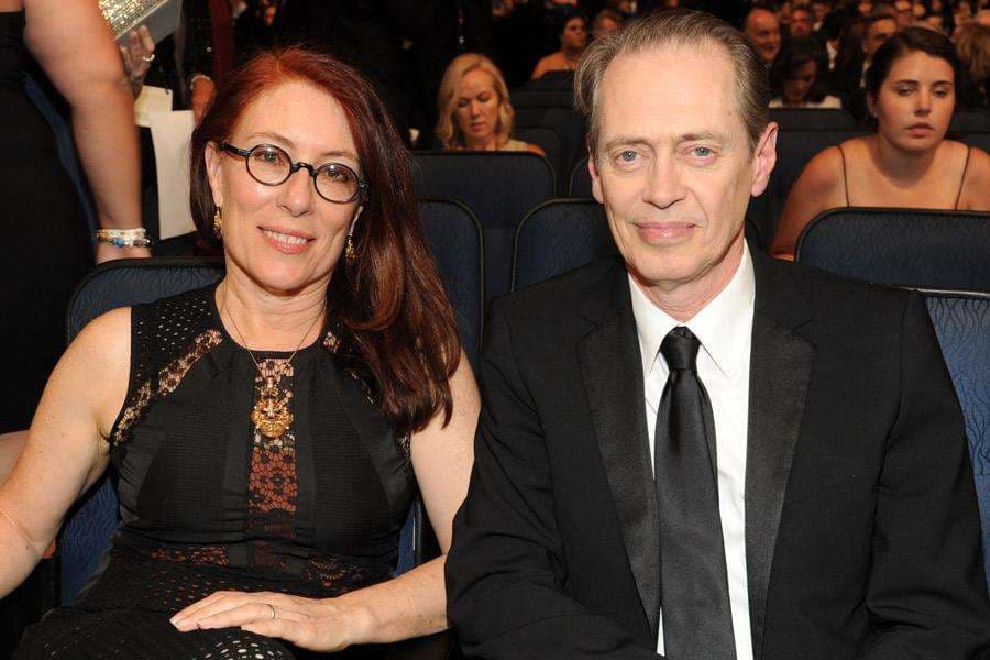 Vdes gruaja e Steve Buscemi