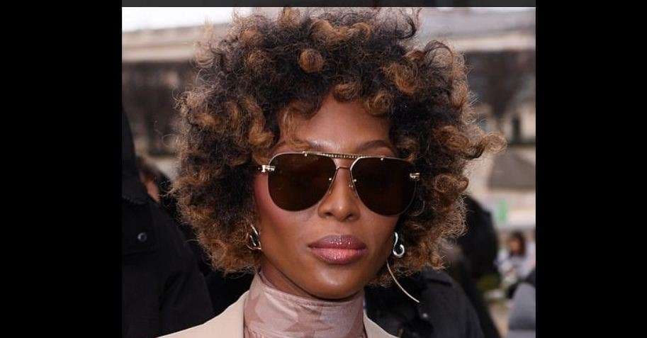 Naomi Campbell ndryshon stilin e flokëve