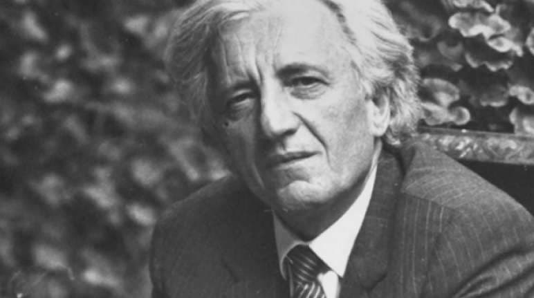 Sot bëhen dy vjet pa poetin Dritëro Agolli